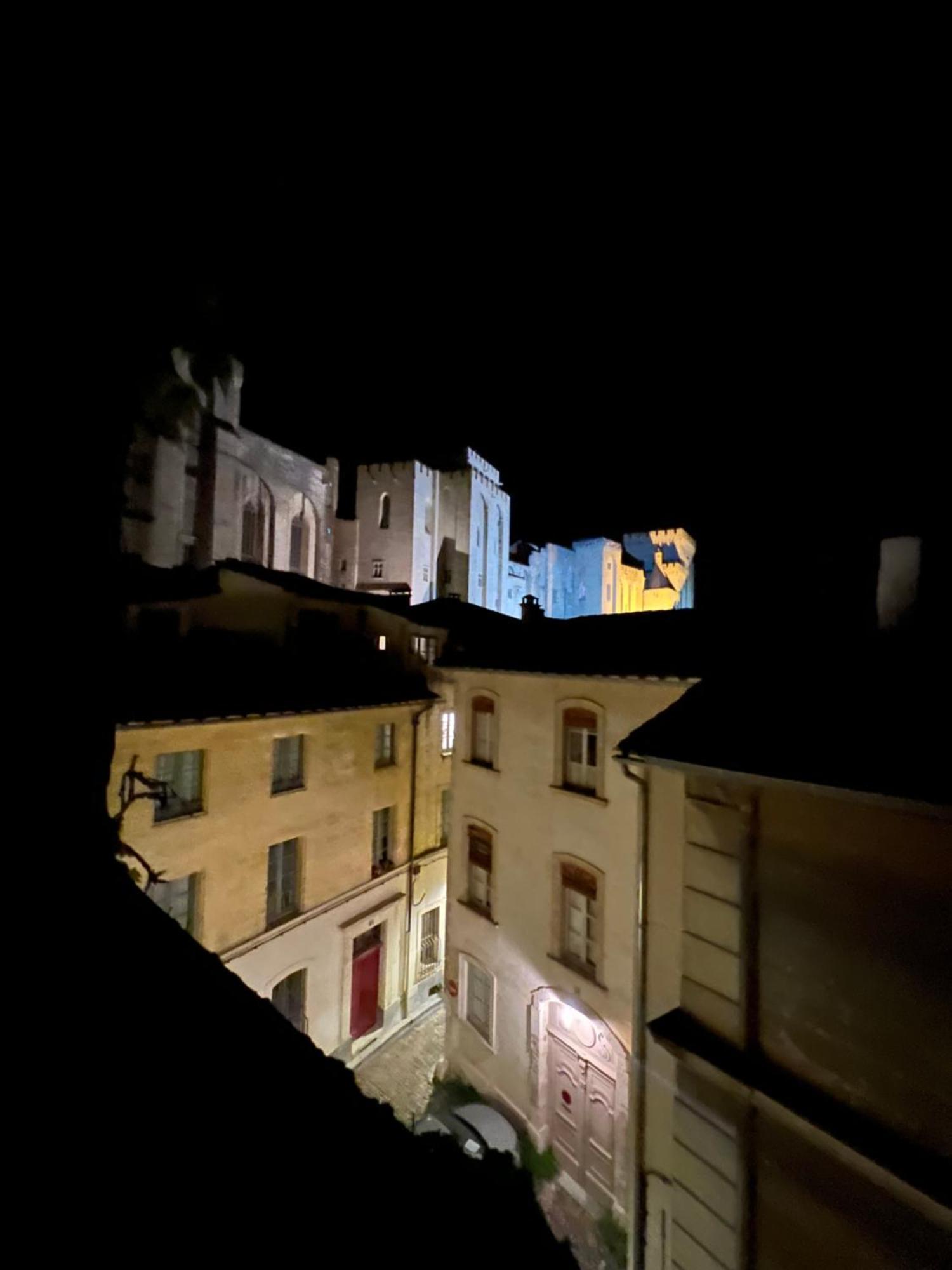 Renove, Vue Sur Palais Des Papes, Terrasse Et Wifi Troisieme Etage Appartement Avignon Buitenkant foto